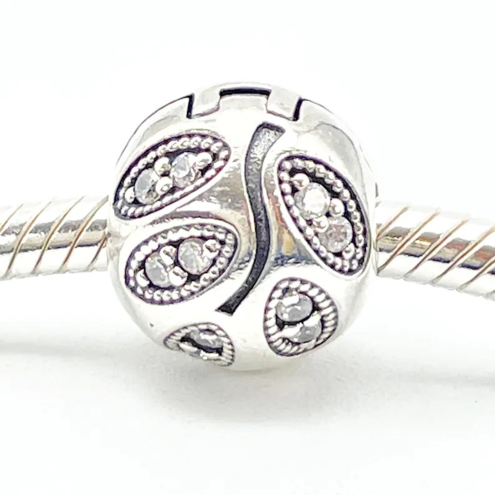 Authentic PANDORA Sparkling Leaves S925 Clip Charm With Clear Zirconia
